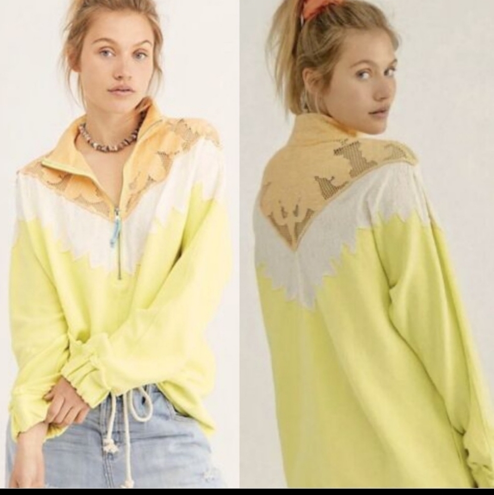 Free People Yellow Floral Detail Oversize Pullover Sweater Size Small - Picture 12 of 12